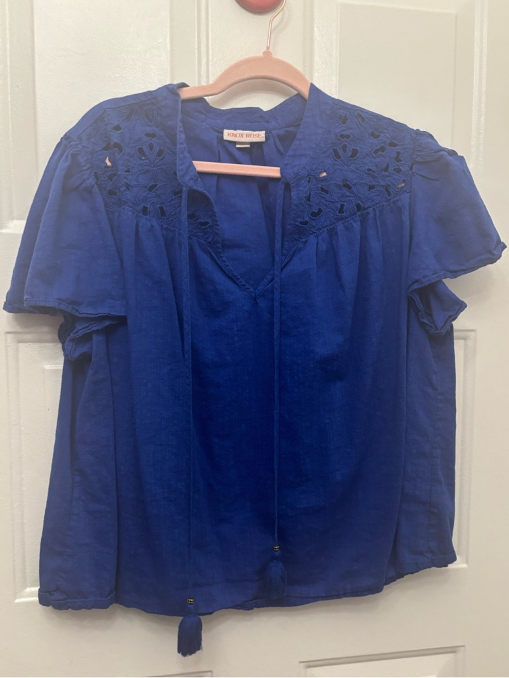 Knox Rose Blue Embroidered Tie-Front Flutter Sleeve Top